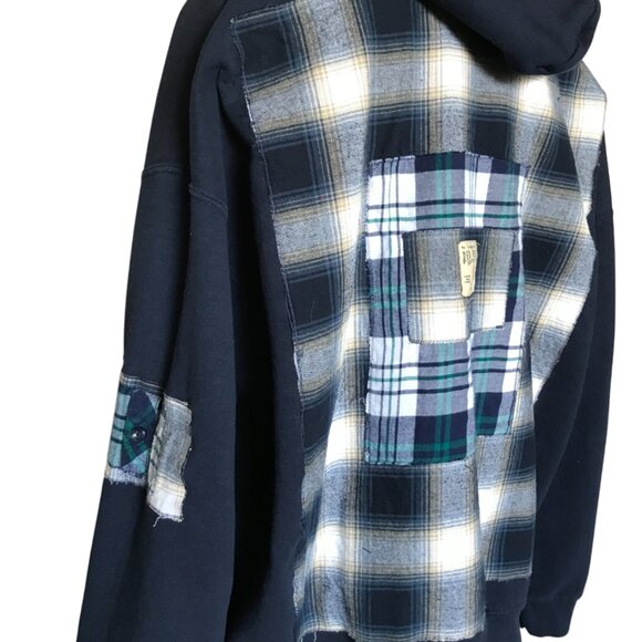 Grunge Patchwork Hoodie, XL: Upcycled Oversized Navy Sweatshirt, Campus Style - Picture 8 of 11